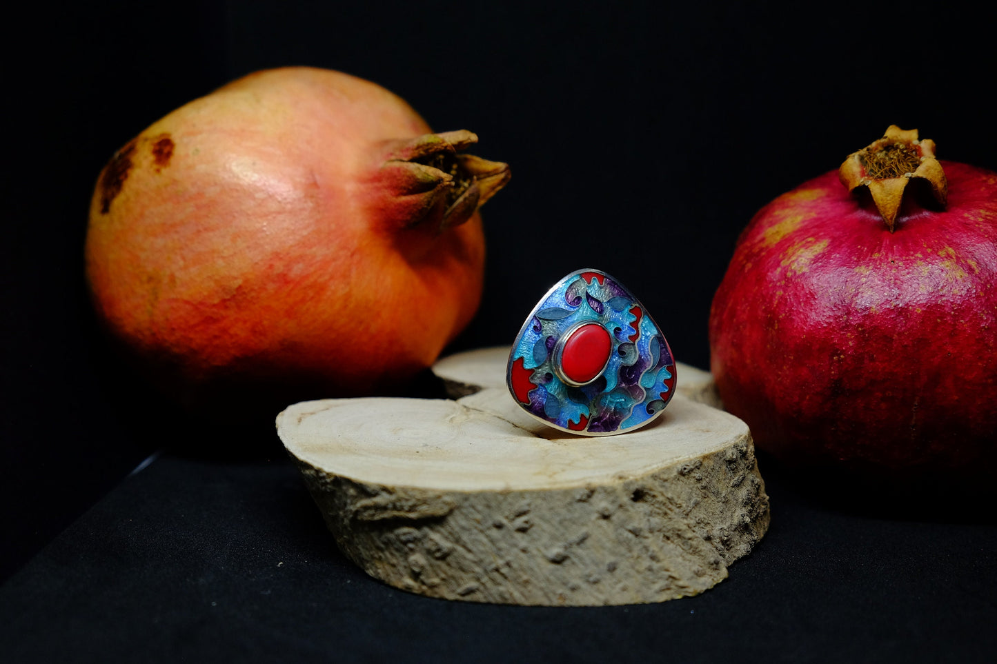 Lover's touch - Handmade Silver Ring with Red Coral and Cloisonne Enamel